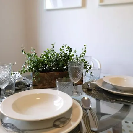 Casa Con Cuevita * テロル