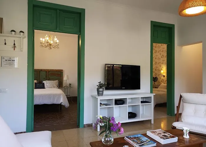 Casa Con Cuevita * Teror