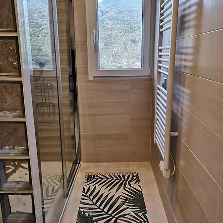 Casa Con Cuevita * 테로르