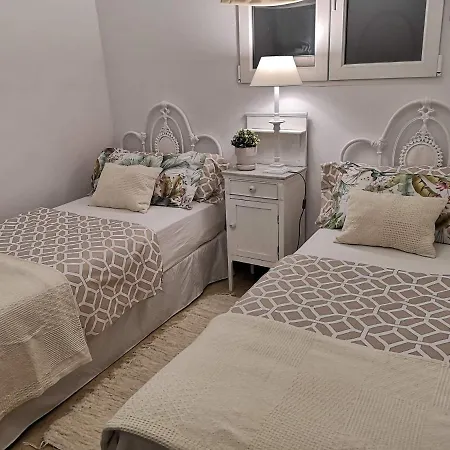 Casa Con Cuevita 펜션 테로르